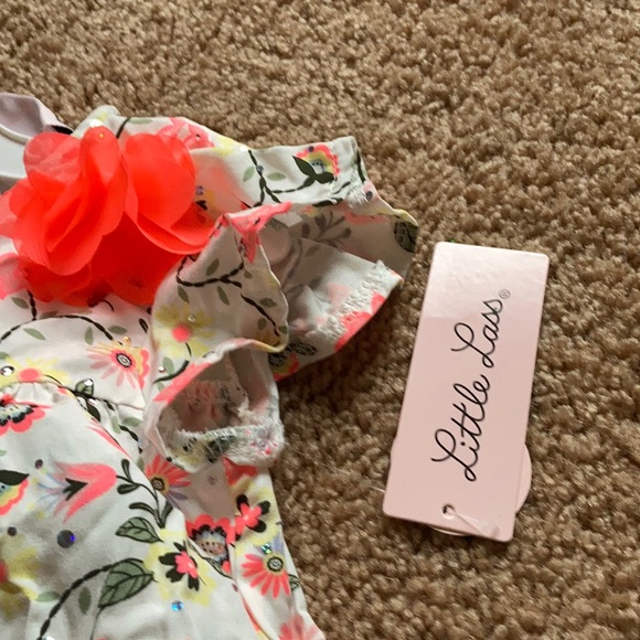 Brand new matching set! - Picture 2 of 4